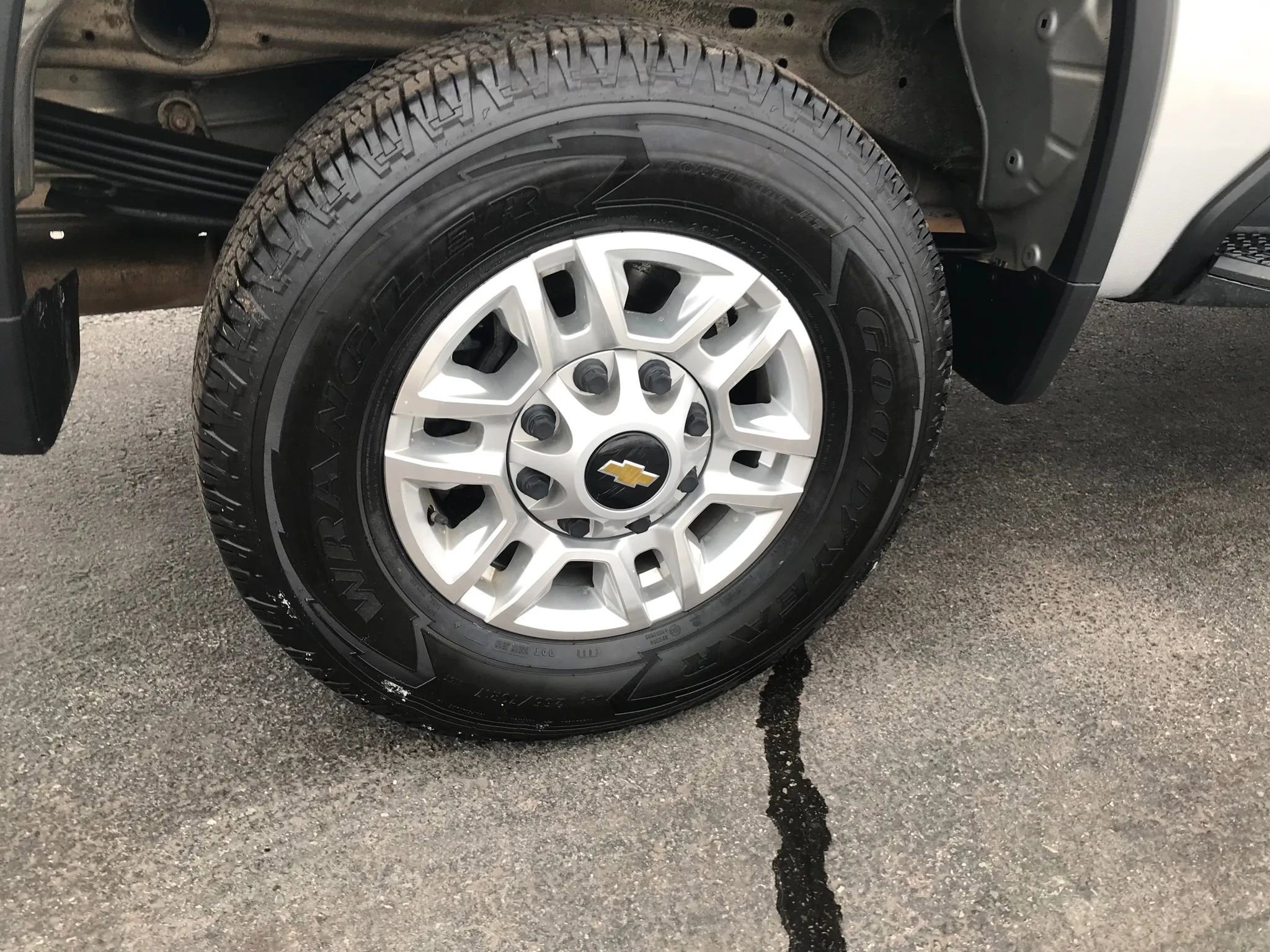 Used 2020 Chevrolet Silverado 2500 LT w/ Fleet Comfort Package image 46