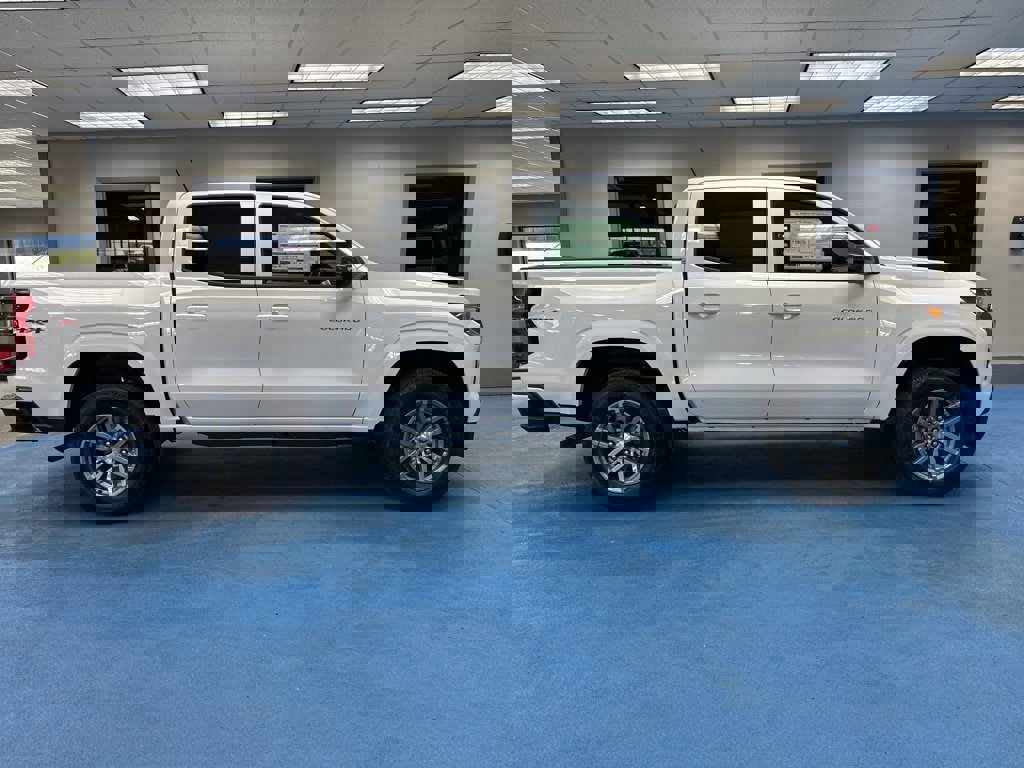 New 2026 Chevrolet Colorado LT w/ Advanced Trailering Package image 2