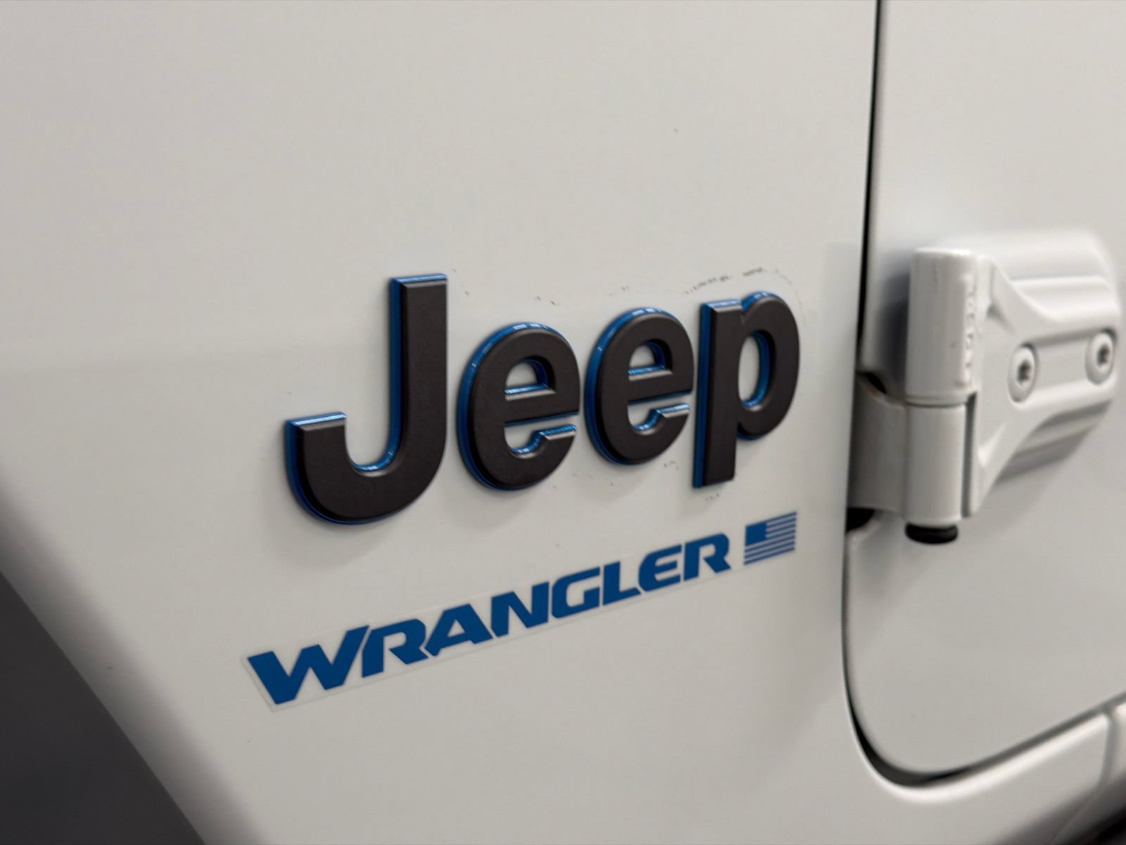 Used 2024 Jeep Wrangler Unlimited Rubicon 4xe AWD/4WD image 14