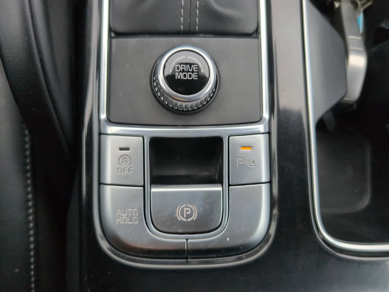 Used 2025 Kia Telluride S FWD image 24