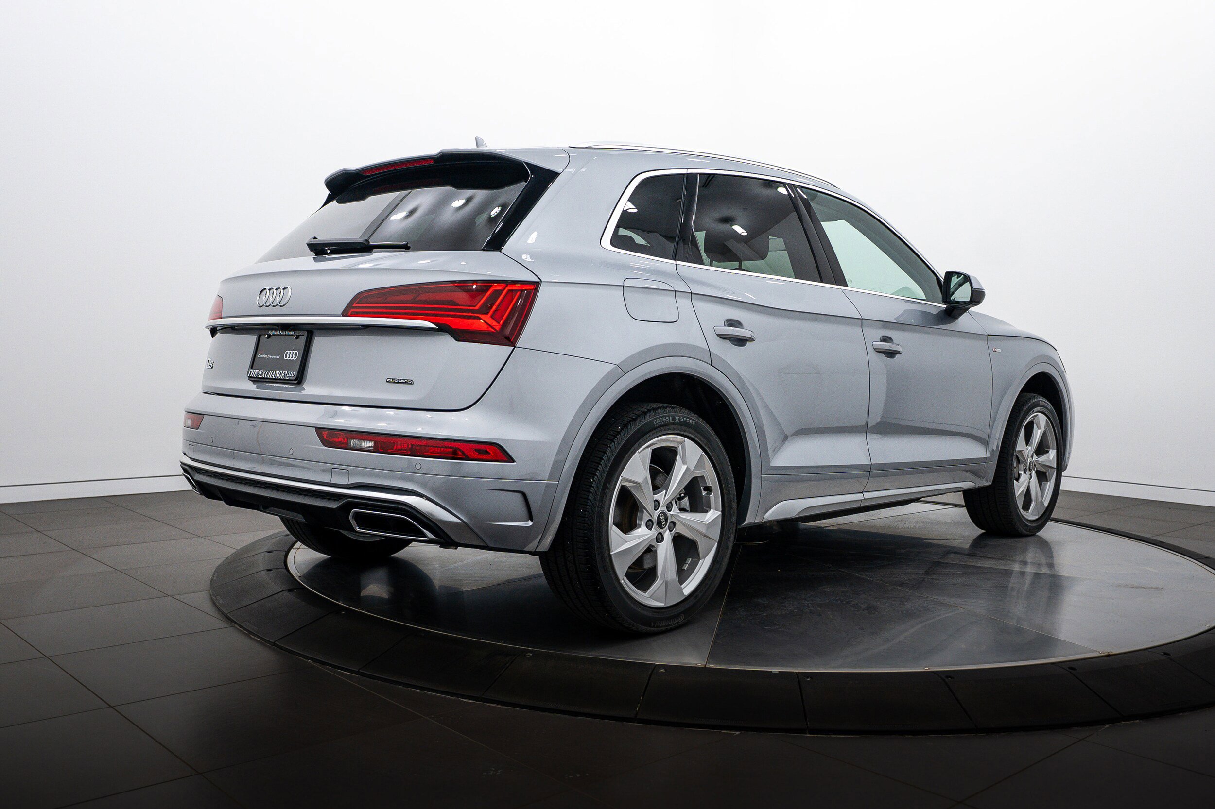 Certified 2023 Audi Q5 2.0T Premium Plus w/ Premium Plus Package image 4
