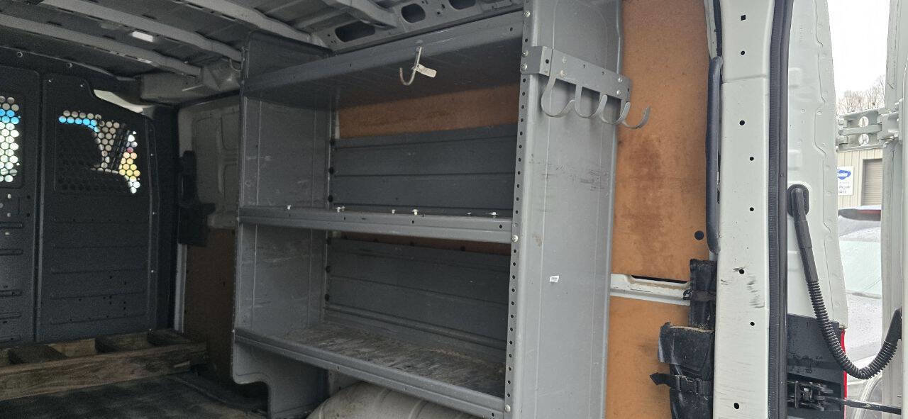 Used 2015 Nissan NV 2500 SV w/ Side & Curtain Airbag Package image 12