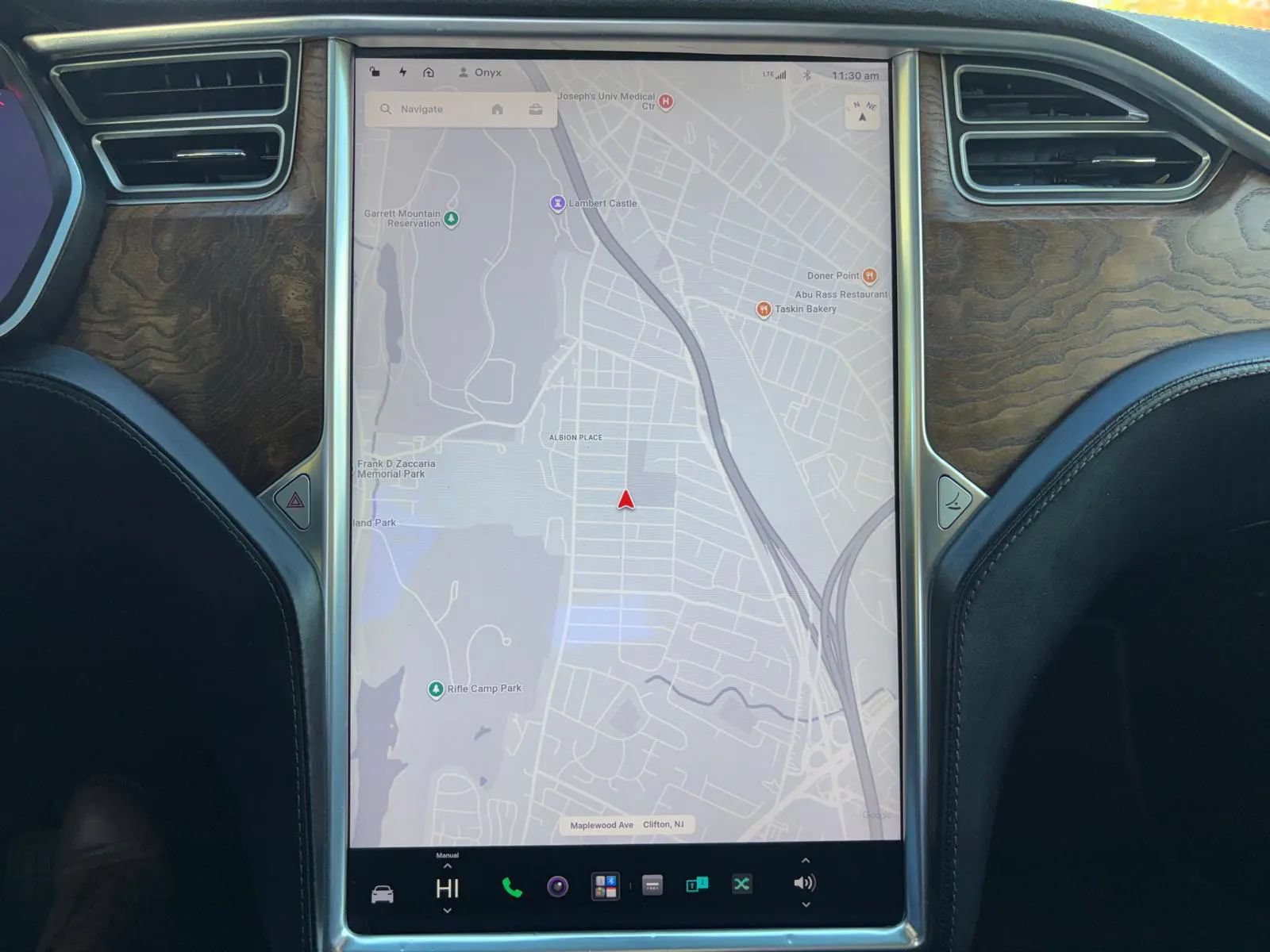 Used 2016 Tesla Model X 90D AWD/4WD image 18