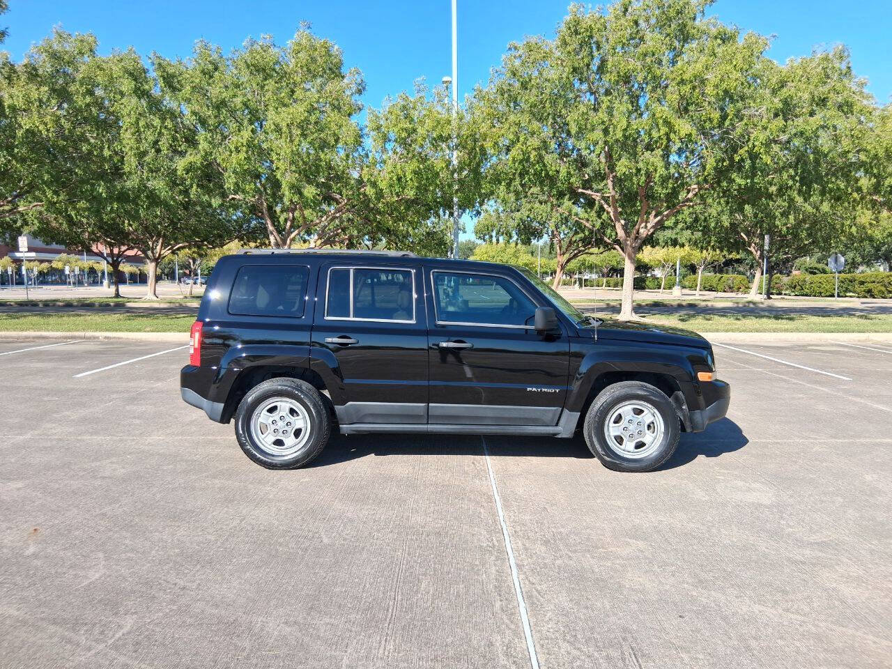 Used 2012 Jeep Patriot Sport image 5