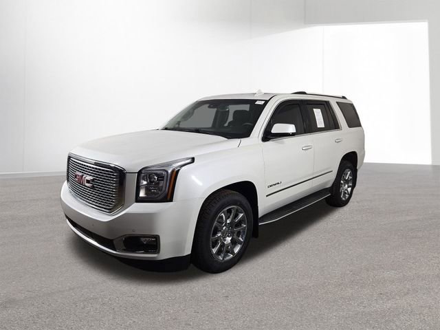 Used 2017 GMC Yukon Denali image 2