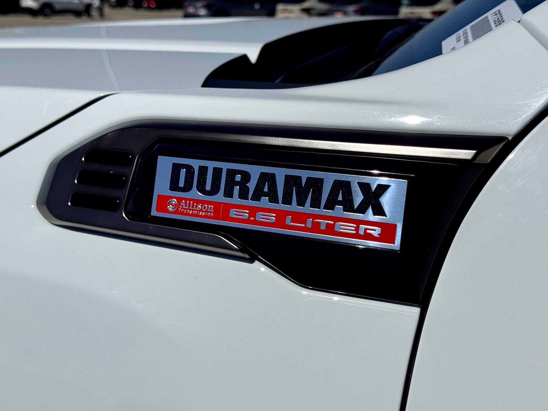 Used 2024 GMC Sierra 2500 AT4X w/ AT4X AEV Edition image 3