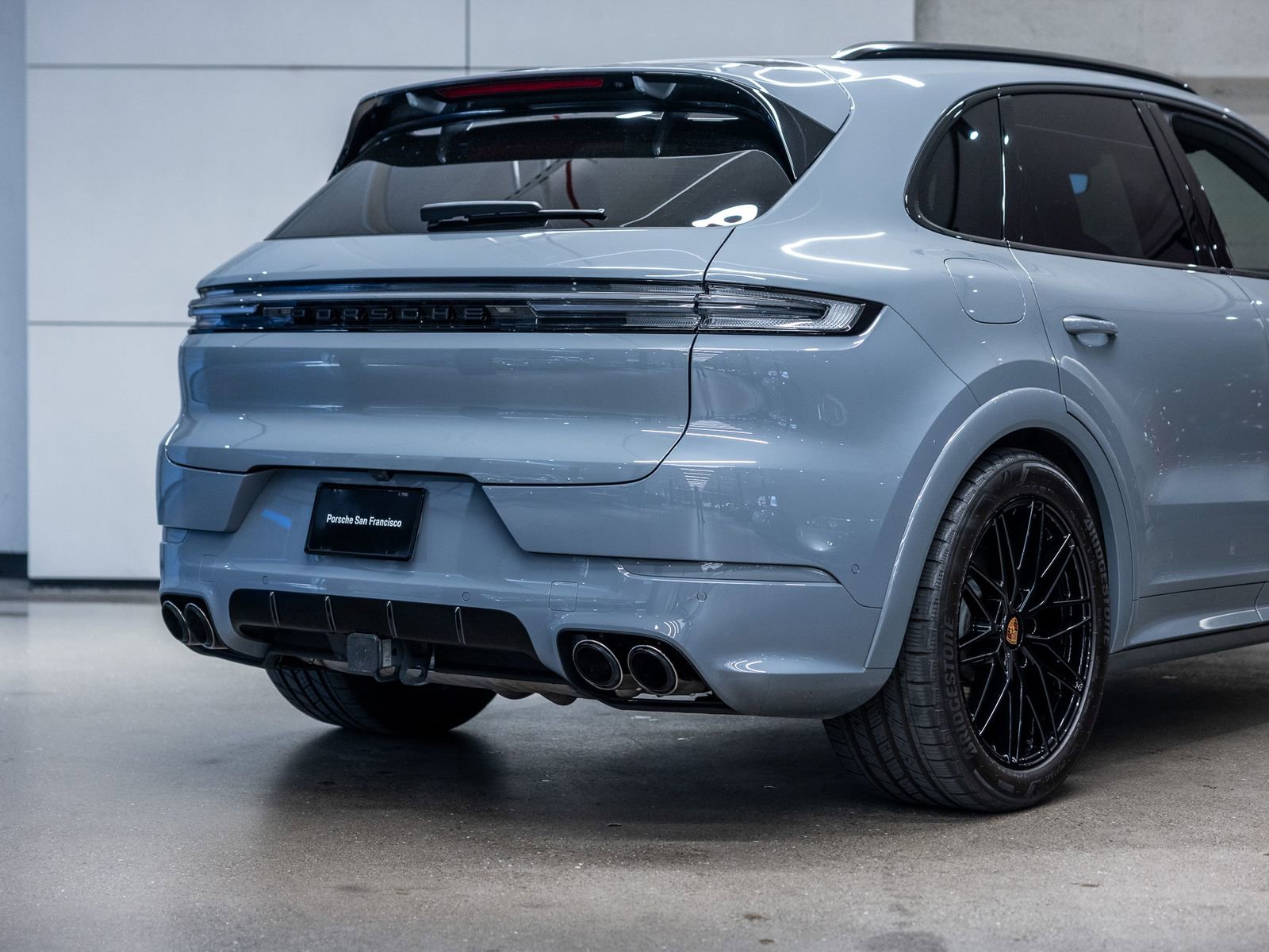 Certified 2025 Porsche Cayenne GTS image 26