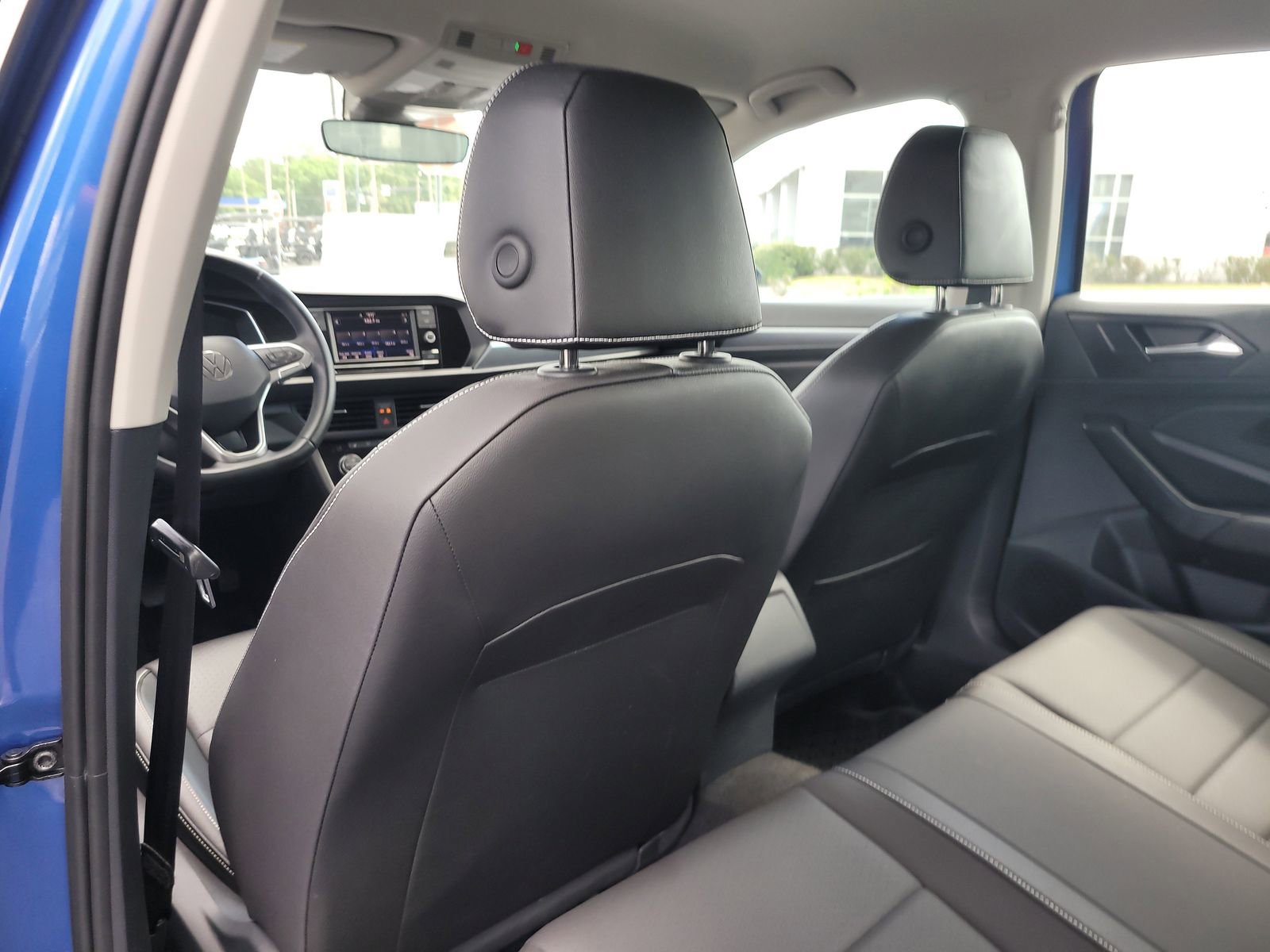 Used 2024 Volkswagen Jetta SE image 10