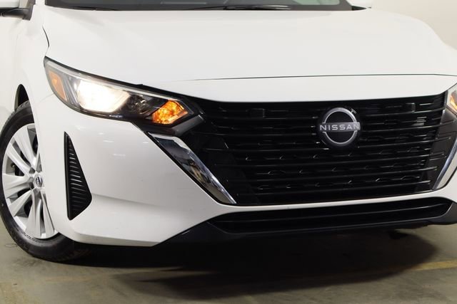 Used 2024 Nissan Sentra S image 36