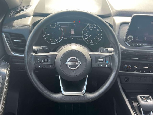 Used 2024 Nissan Rogue SV AWD/4WD image 14