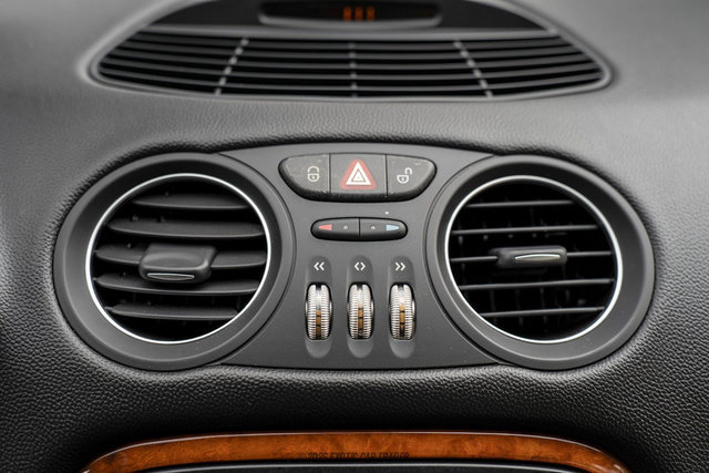 Used 2004 Mercedes-Benz SL 500 image 55