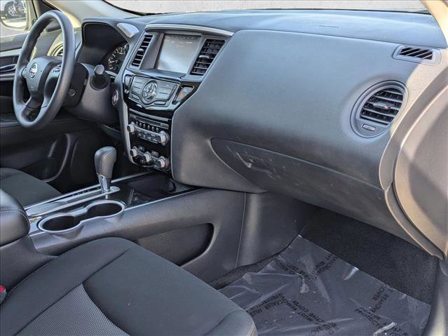Used 2019 Nissan Pathfinder S image 22