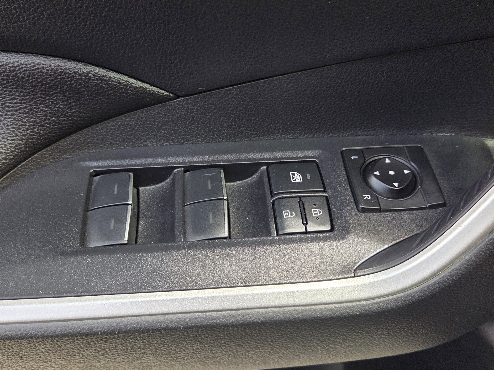 Certified 2024 Toyota RAV4 XLE AWD/4WD image 13