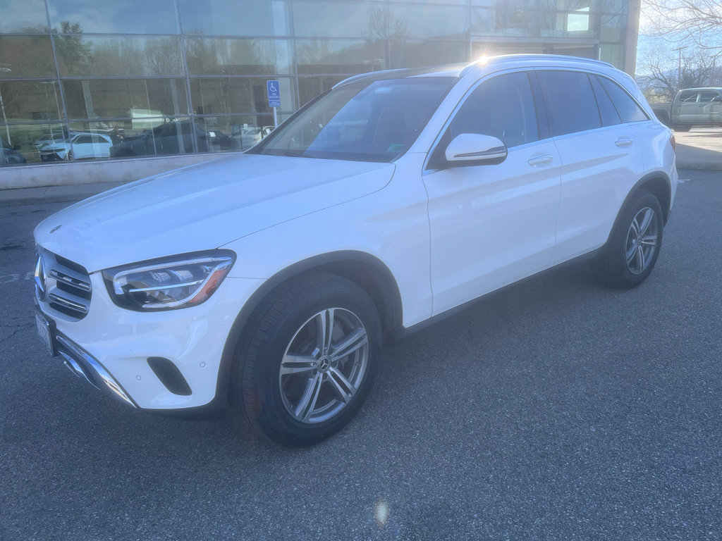 Used 2021 Mercedes-Benz GLC 300 300 4MATIC image 2