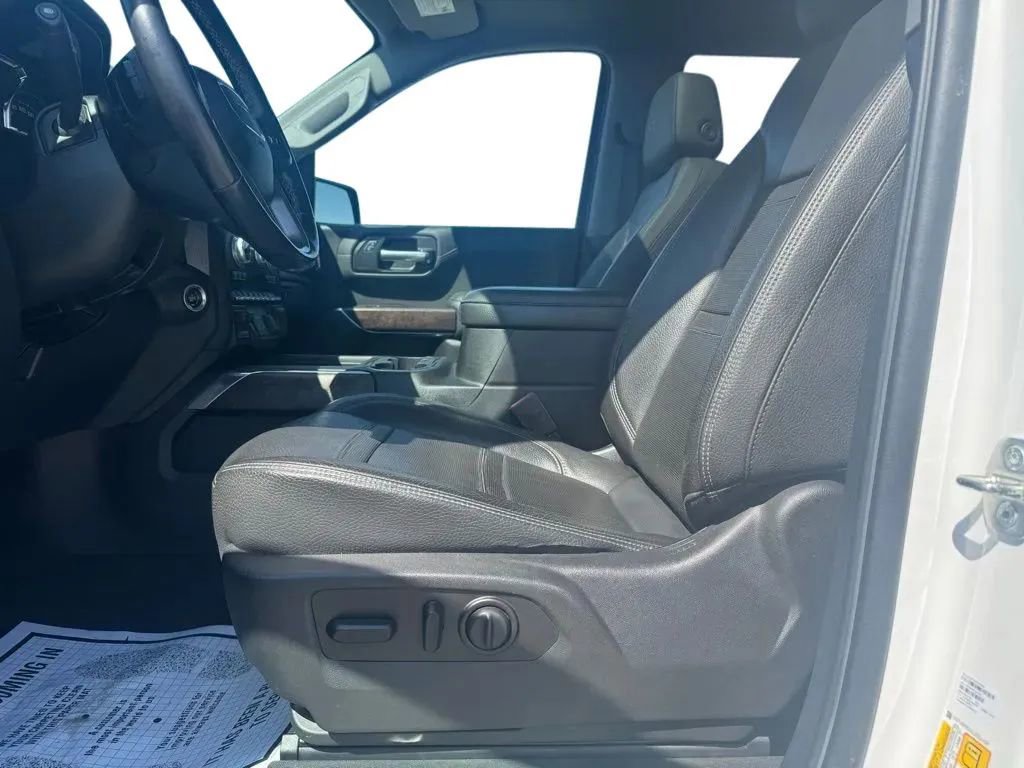 Used 2020 GMC Sierra 1500 Denali w/ Driver Alert Package II AWD/4WD image 9