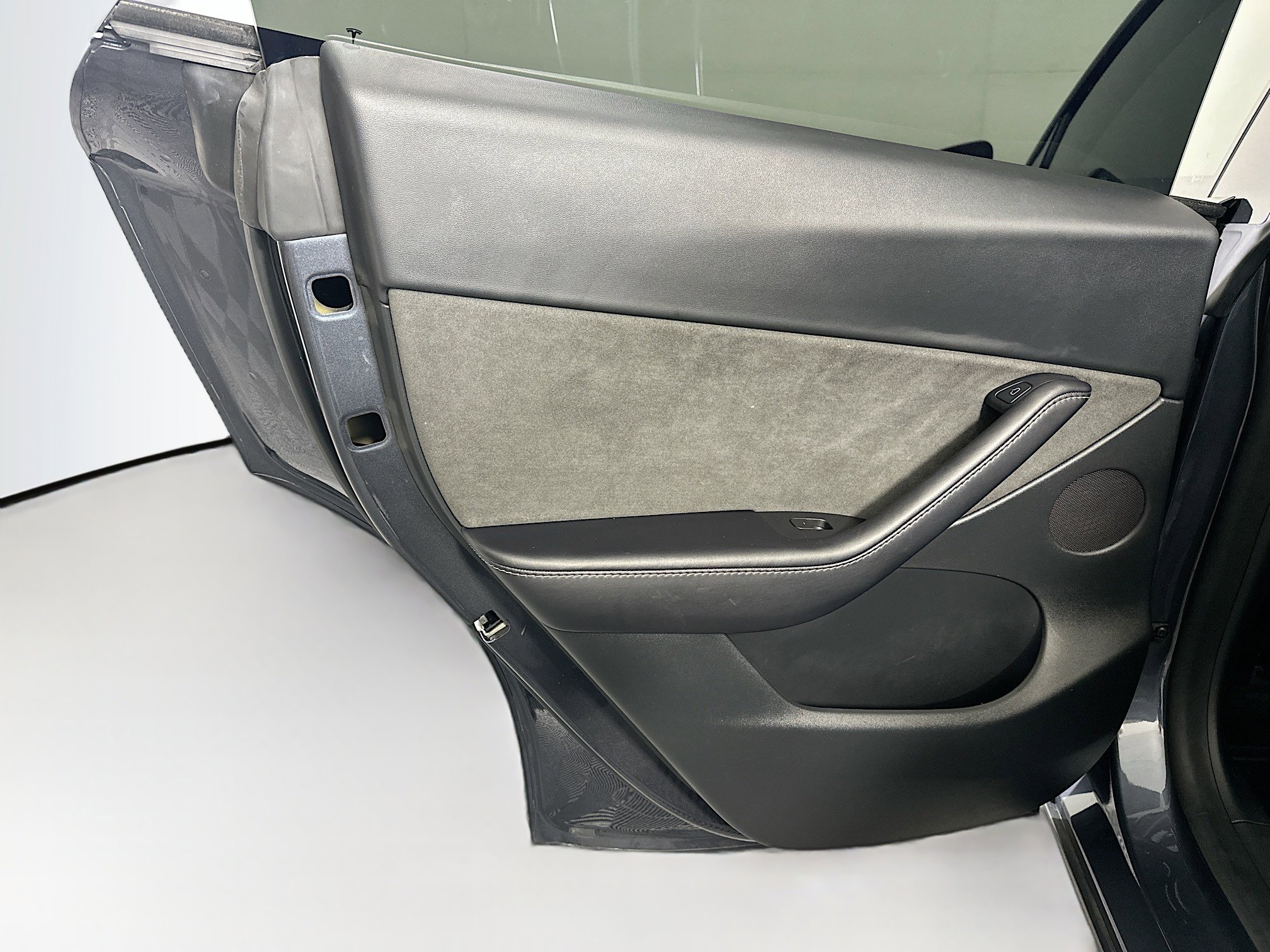 Used 2022 Tesla Model Y Performance AWD/4WD image 25