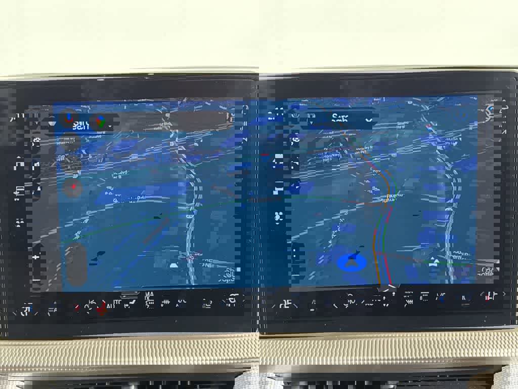 Used 2025 Ford Explorer Active image 57