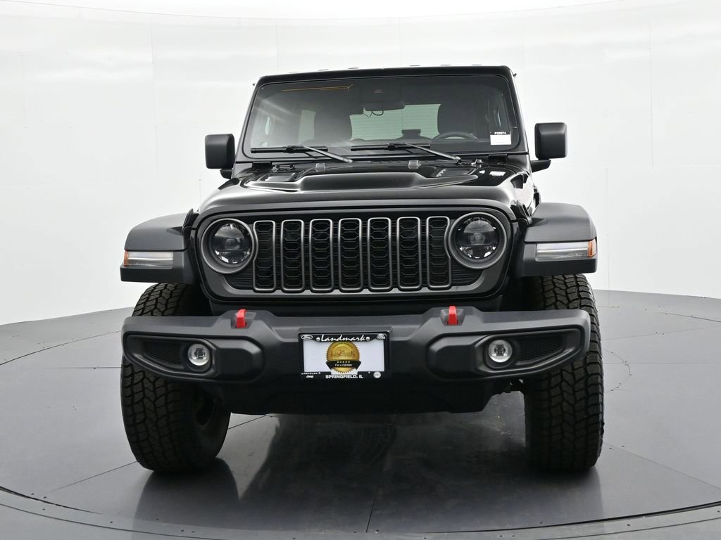 Used 2025 Jeep Wrangler Unlimited Rubicon image 3