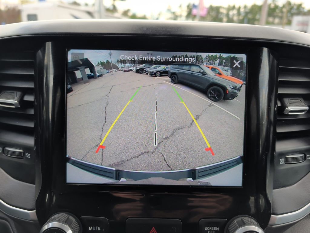 Used 2022 RAM 1500 Big Horn AWD/4WD image 27