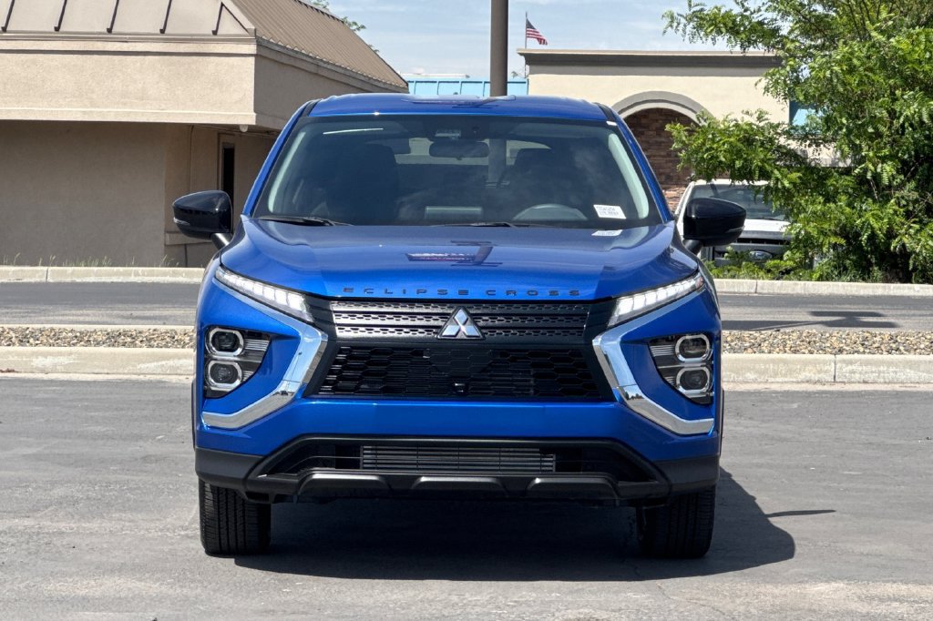 New 2026 Mitsubishi Eclipse Cross LE AWD/4WD image 12