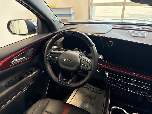 Used 2024 Chevrolet Traverse RS image 32