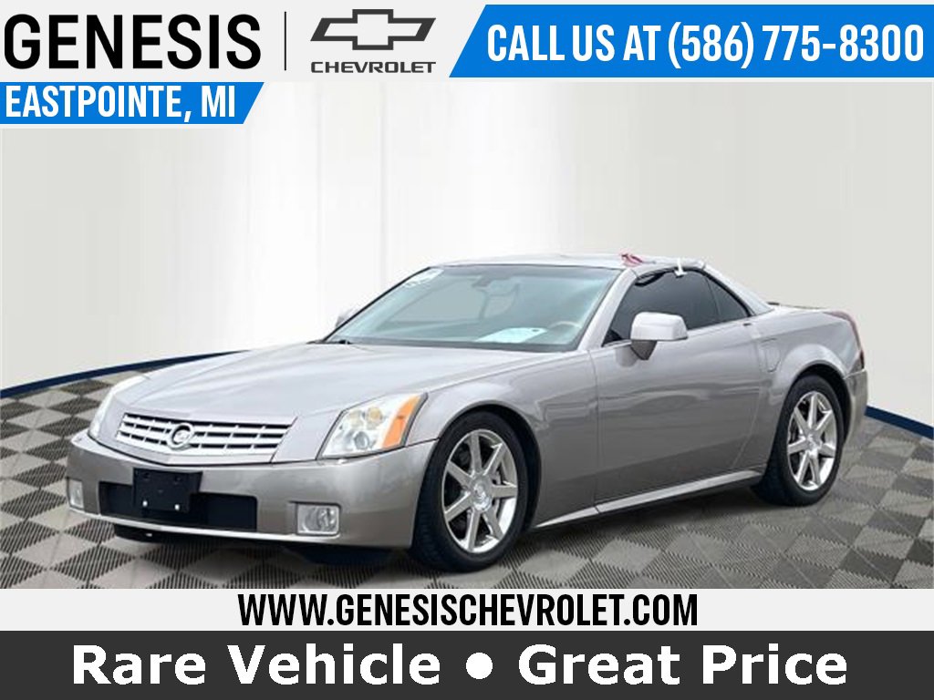 Used 2005 Cadillac XLR image 1