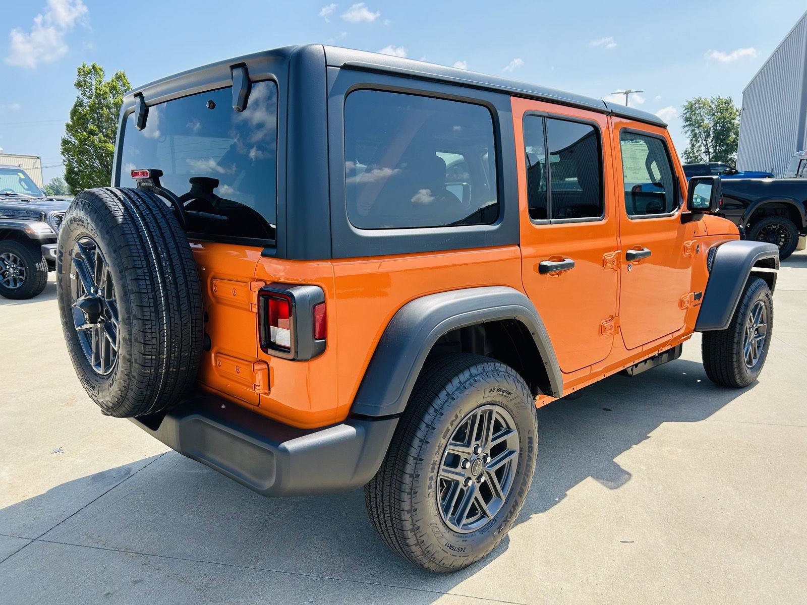 New 2026 Jeep Wrangler Unlimited Sport AWD/4WD image 34