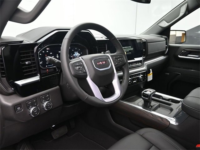 New 2026 GMC Sierra 1500 SLT image 8