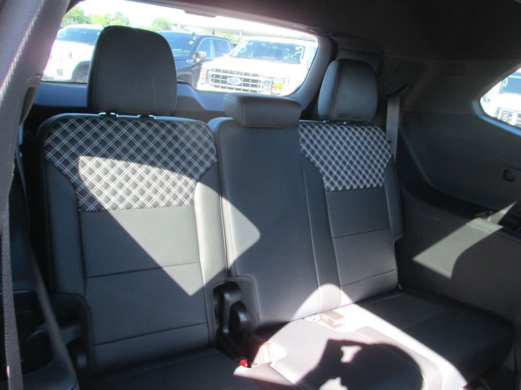 Used 2024 GMC Acadia Denali w/ Super Cruise Package AWD/4WD image 26