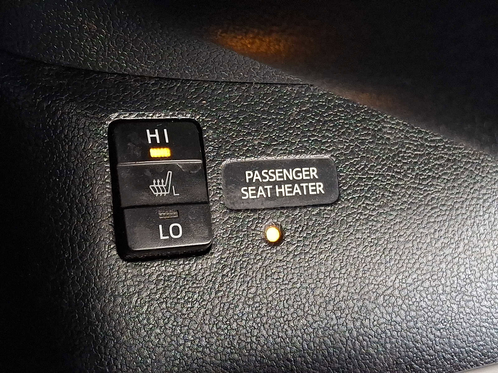 Used 2016 Toyota Prius Four image 22