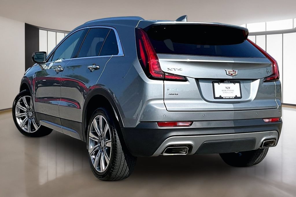 Used 2023 Cadillac XT4 Premium Luxury w/ Cold Weather Package AWD/4WD image 12