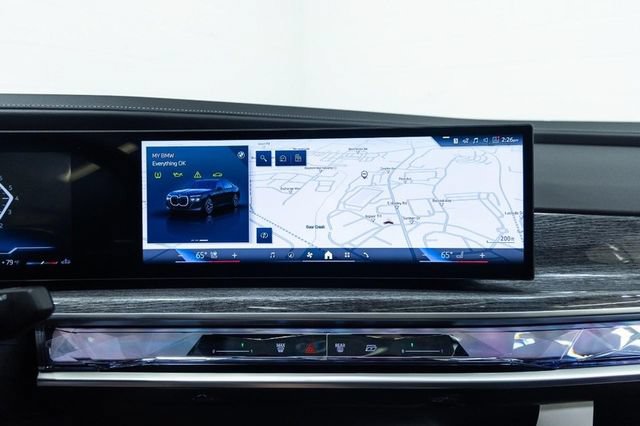 Certified 2025 BMW 740i xDrive AWD/4WD image 16