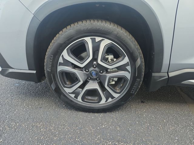 Used 2023 Subaru Ascent Touring image 24