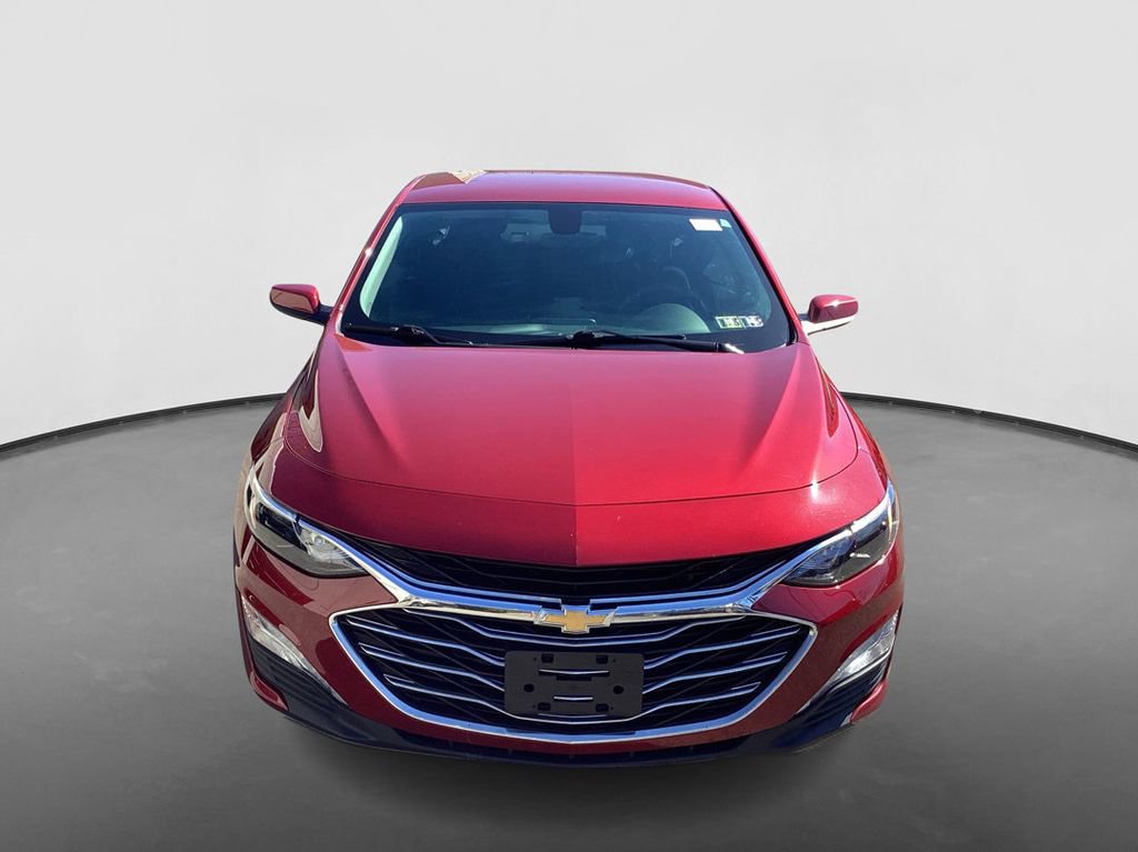 Used 2020 Chevrolet Malibu LT image 2