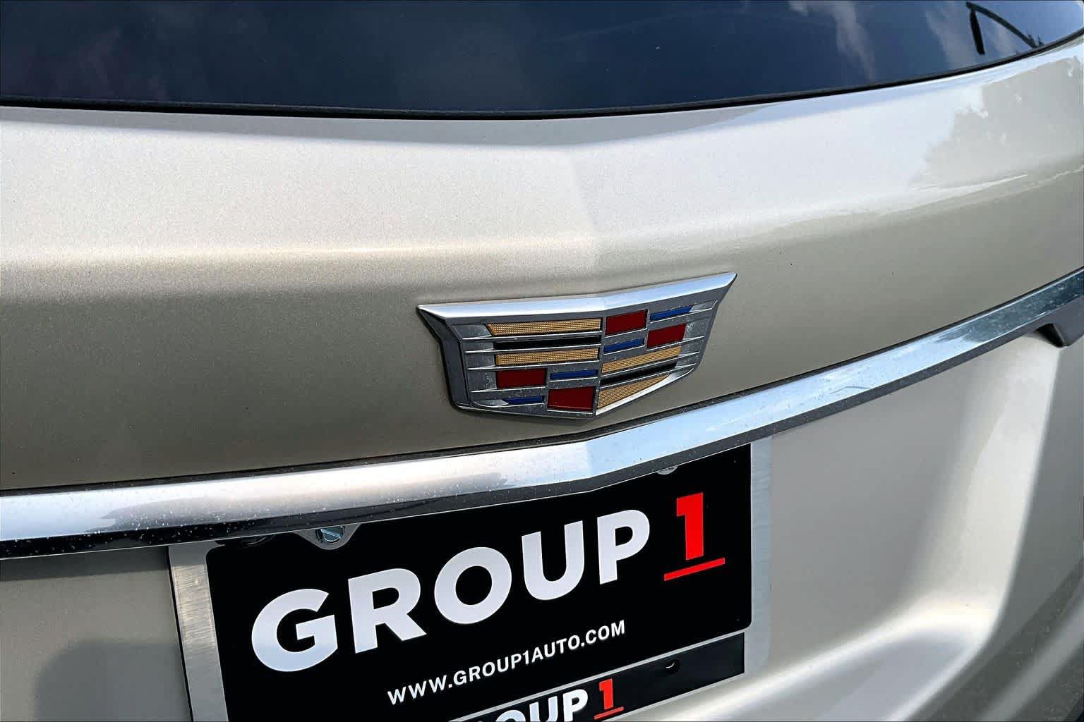 Used 2017 Cadillac XT5 Luxury w/ Driver Awareness Package FWD image 31