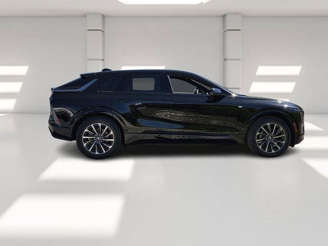 New 2026 Cadillac Lyriq Sport AWD/4WD image 6