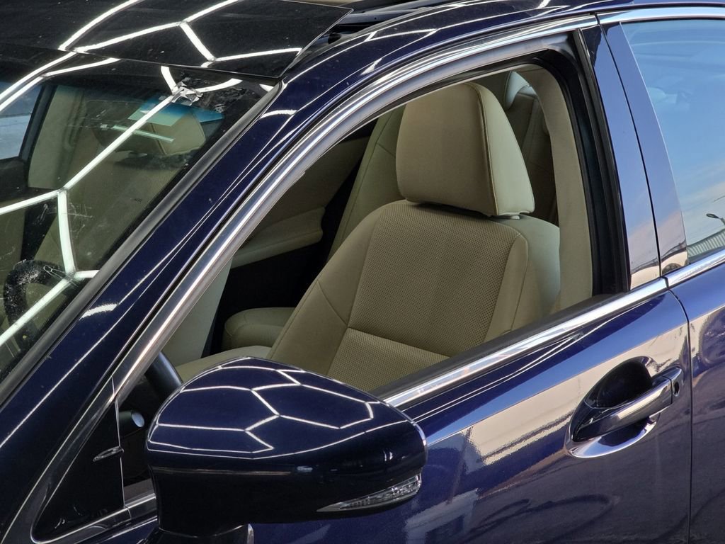 Used 2018 Lexus ES 350 w/ Navigation System Package image 33