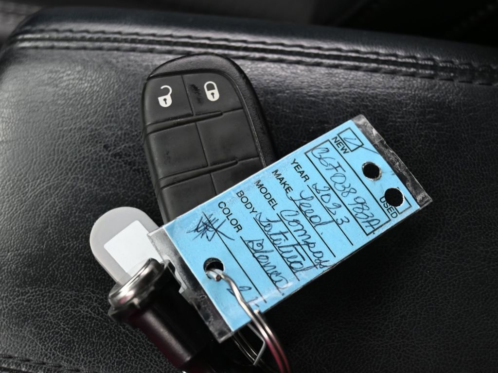 Used 2023 Jeep Compass Altitude image 18