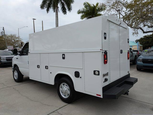 New 2026 Ford E-350 and Econoline 350 Super Duty w/ Power Equipment Group image 4
