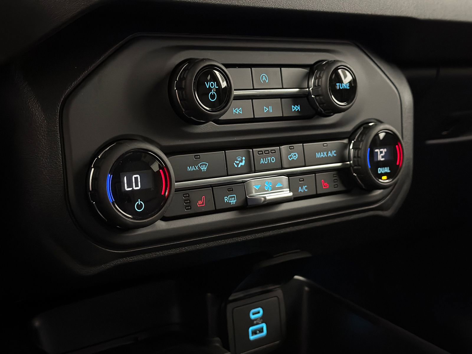 New 2025 Ford Bronco Big Bend image 27