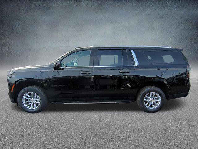 New 2026 Chevrolet Suburban LT image 7