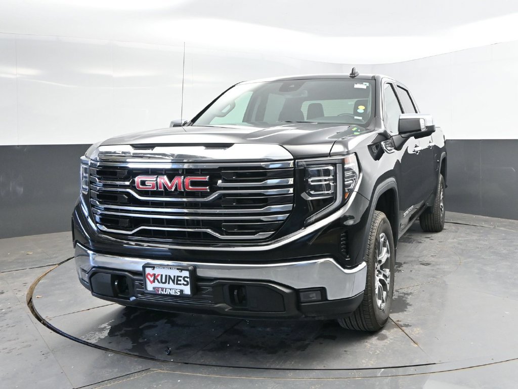 Used 2026 GMC Sierra 1500 SLT AWD/4WD image 3