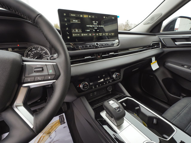 New 2026 Mitsubishi Outlander AWD image 22