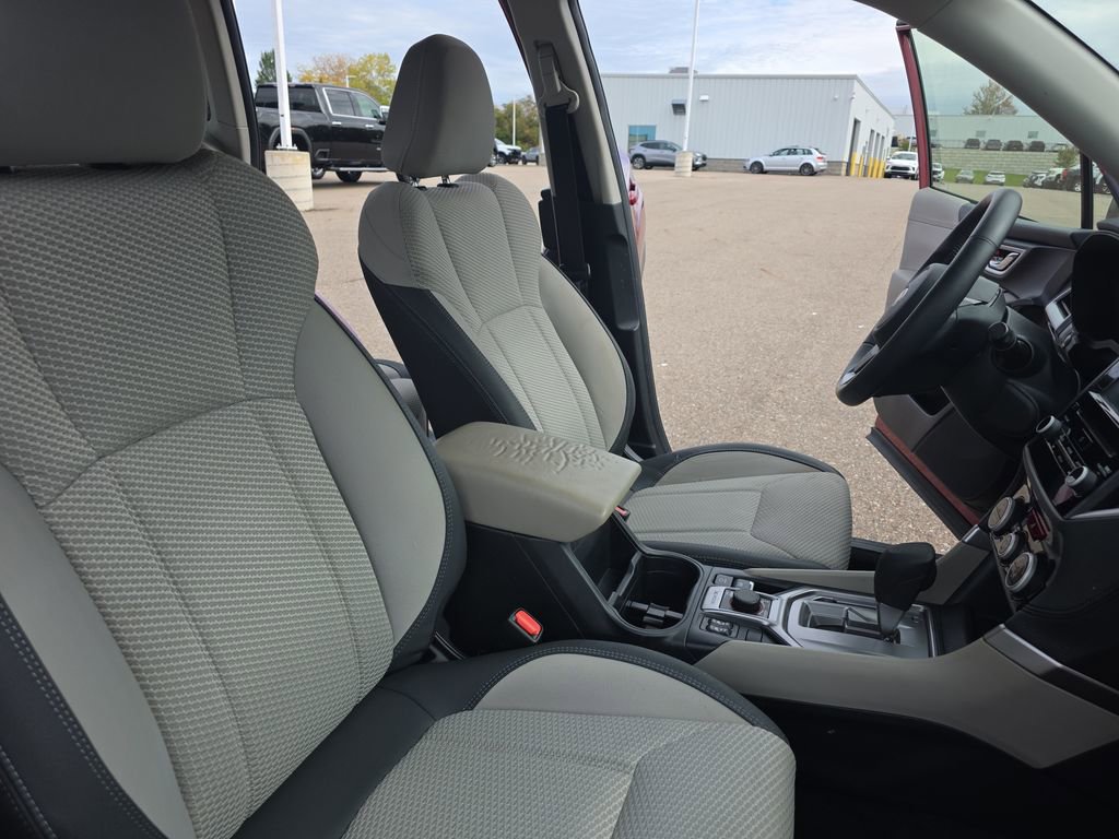 Used 2022 Subaru Forester Premium image 10
