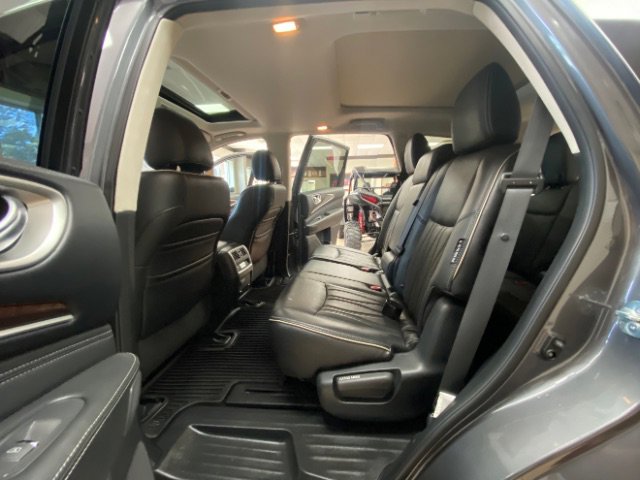Used 2019 INFINITI QX60 Luxe w/ Sensory Package image 16