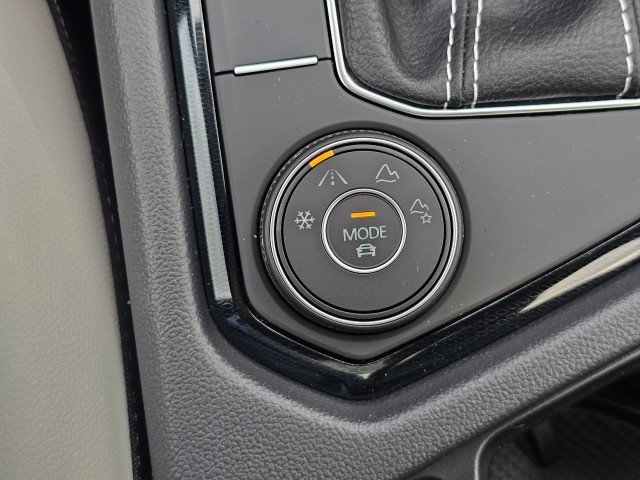 New 2027 Volkswagen Taos SE AWD/4WD image 36