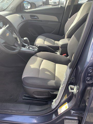 Used 2013 Chevrolet Cruze LS image 5