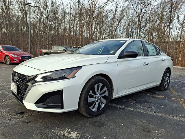 New 2025 Nissan Altima 2.5 S image 2