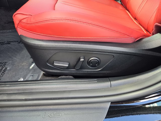 New 2027 Kia K5 GT-Line FWD image 16