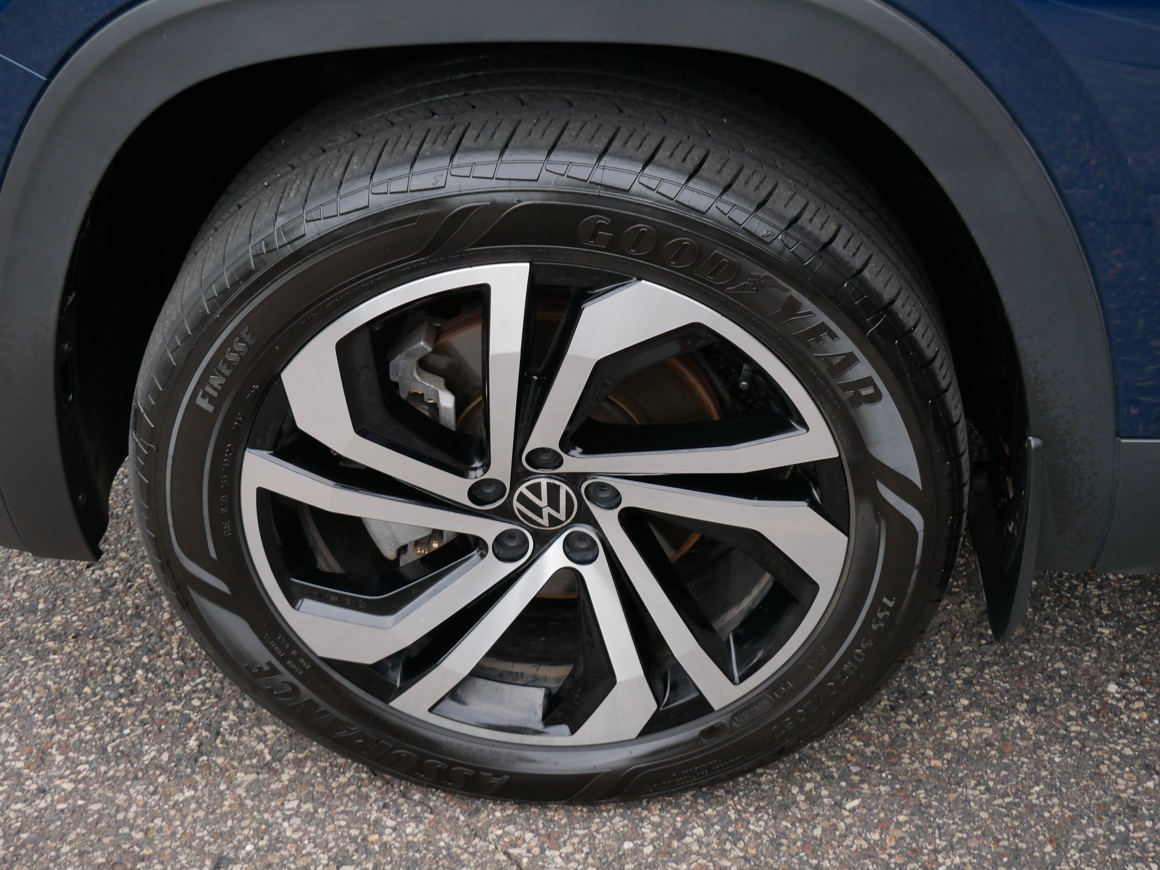 Certified 2023 Volkswagen Atlas SEL AWD/4WD image 15